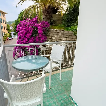 Welcome Riviera -torre D'avorio 126 Mq Piu'terrazzo25 Mq - Totalmente Rinnovato- 250 M Dal Centro - Parcheggio A Pagamento 20 Euro Al Giorno Da Prenotare In Anticipo Salvo Dispo -parking At 20 Euro Per Day To Be Booked In Advance If Avai *