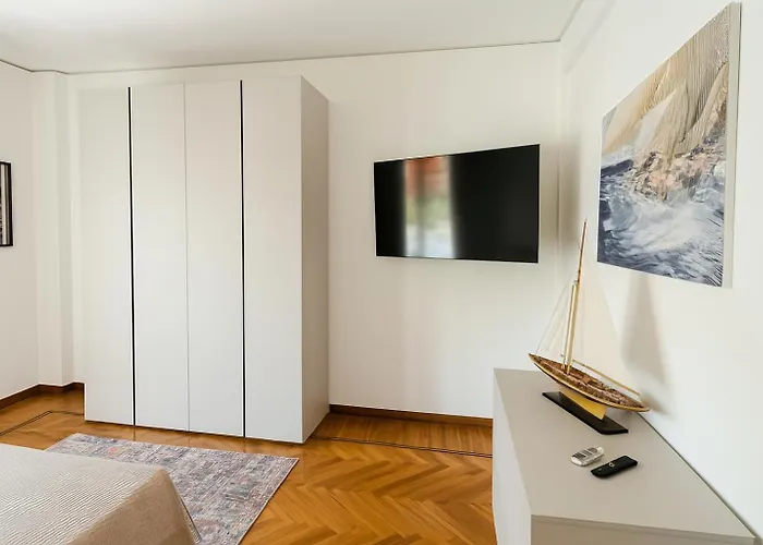 Welcome Riviera -torre D'avorio 126 Mq Piu'terrazzo25 Mq - Totalmente Rinnovato- 250 M Dal Centro - Parcheggio A Pagamento 15 Euro Al Giorno Da Prenotare In Anticipo Salvo Dispo -parking At 15 Euro Per Day To Be Booked In Advance If Avai Lejlighed *