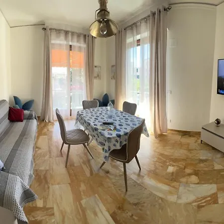Daire Welcome Riviera -torre D'avorio 126 Mq Piu'terrazzo25 Mq - Totalmente Rinnovato- 250 M Dal Centro - Parcheggio A Pagamento 15 Euro Al Giorno Da Prenotare In Anticipo Salvo Dispo -parking At 15 Euro Per Day To Be Booked In Advance If Avai *