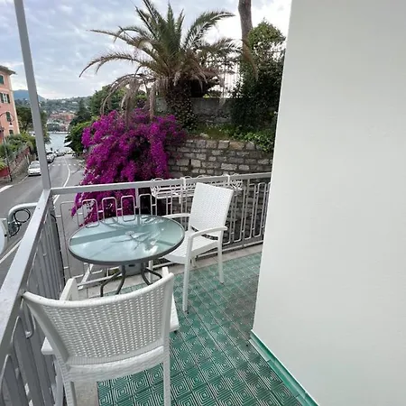 Welcome Riviera -torre D'avorio 126 Mq Piu'terrazzo25 Mq - Totalmente Rinnovato- 250 M Dal Centro - Parcheggio A Pagamento 15 Euro Al Giorno Da Prenotare In Anticipo Salvo Dispo -parking At 15 Euro Per Day To Be Booked In Advance If Avai