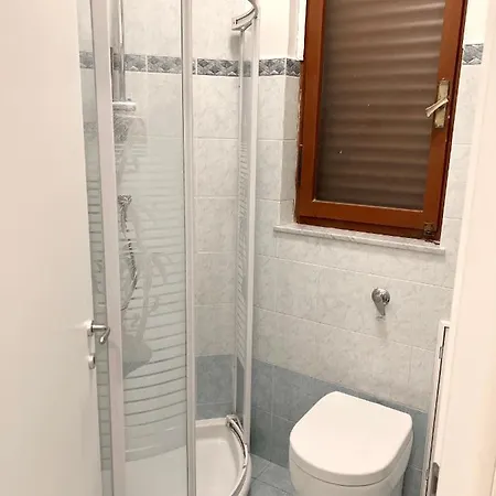 Daire Welcome Riviera -torre D'avorio 126 Mq Piu'terrazzo25 Mq - Totalmente Rinnovato- 250 M Dal Centro - Parcheggio A Pagamento 15 Euro Al Giorno Da Prenotare In Anticipo Salvo Dispo -parking At 15 Euro Per Day To Be Booked In Advance If Avai Rapallo