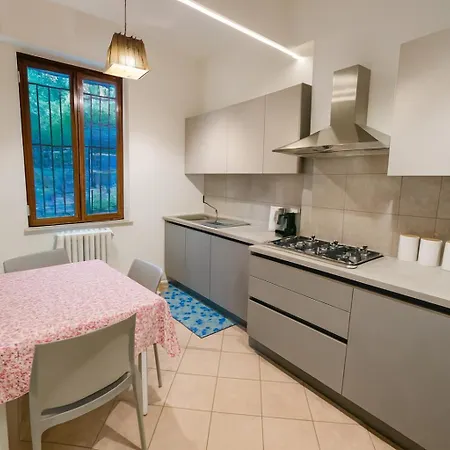 Lejlighed Welcome Riviera -torre D'avorio 126 Mq Piu'terrazzo25 Mq - Totalmente Rinnovato- 250 M Dal Centro - Parcheggio A Pagamento 20 Euro Al Giorno Da Prenotare In Anticipo Salvo Dispo -parking At 20 Euro Per Day To Be Booked In Advance If Avai Rapallo