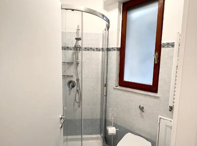 Welcome Riviera -torre D'avorio 126 Mq Piu'terrazzo25 Mq - Totalmente Rinnovato- 250 M Dal Centro - Parcheggio A Pagamento 15 Euro Al Giorno Da Prenotare In Anticipo Salvo Dispo -parking At 15 Euro Per Day To Be Booked In Advance If Avai *