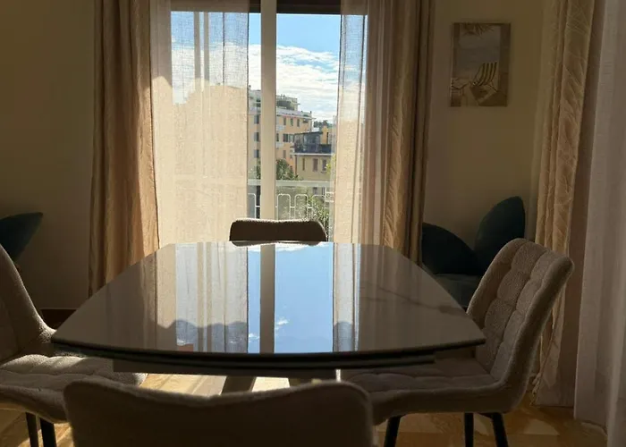 Welcome Riviera -torre D'avorio 126 Mq Piu'terrazzo25 Mq - Totalmente Rinnovato- 250 M Dal Centro - Parcheggio A Pagamento 15 Euro Al Giorno Da Prenotare In Anticipo Salvo Dispo -parking At 15 Euro Per Day To Be Booked In Advance If Avai Apartmán Rapallo